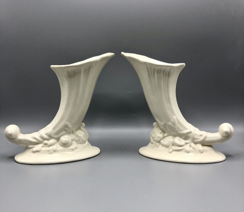 Pair red wing cornucopia horn - wing,