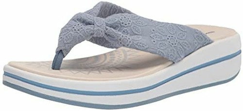 Skechers upgrades island - skechers, vibes