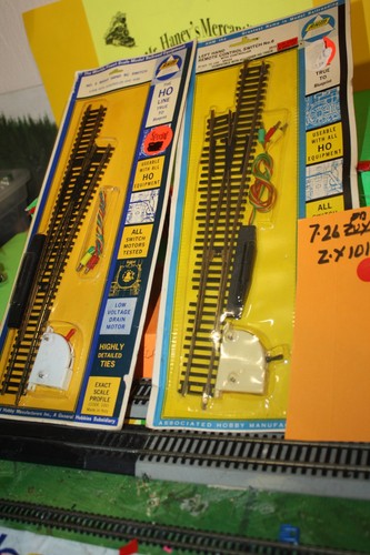Nib ahm left hand - &, r