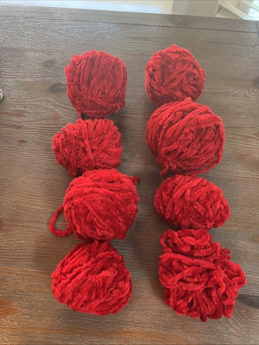 Barnat red blanket - yarn.,