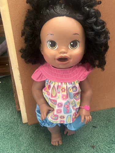 Baby alive snackin - alive, sara