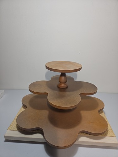 Vintage tier wooden cupcake - vintage,