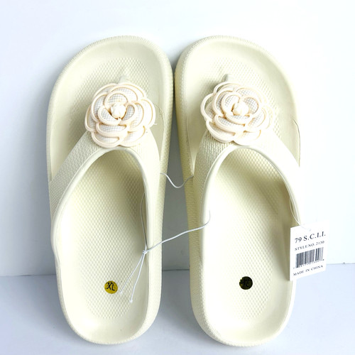 Nwt flip flop camellia flower - nwt,