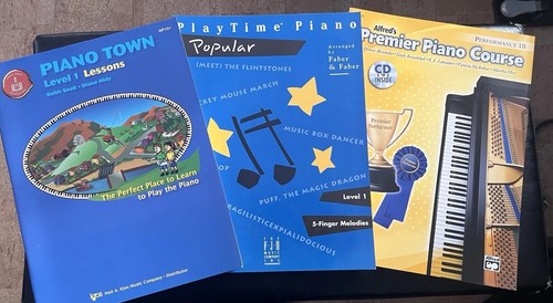 Lot piano lesson books - 3,