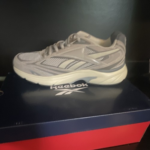 Reebox men sneakers size - men's,