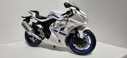 Suzuki gsx r1000r diecast - 1:12,
