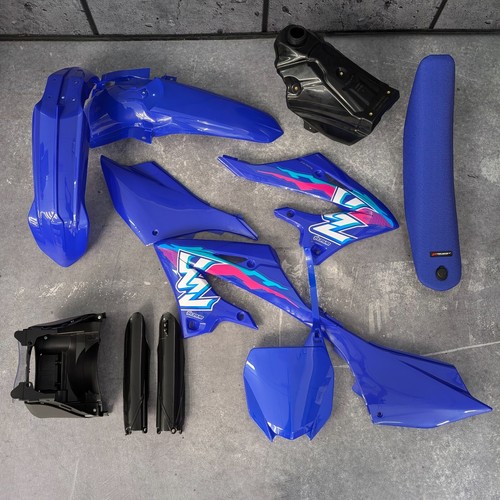 Restyle plastics seat - +, tank
