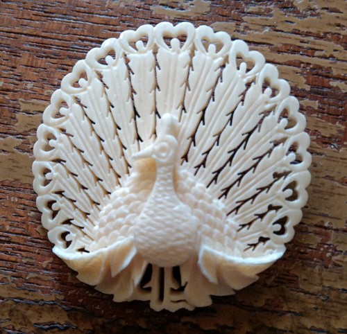 Vintage peacock brooch nicely - peacock,