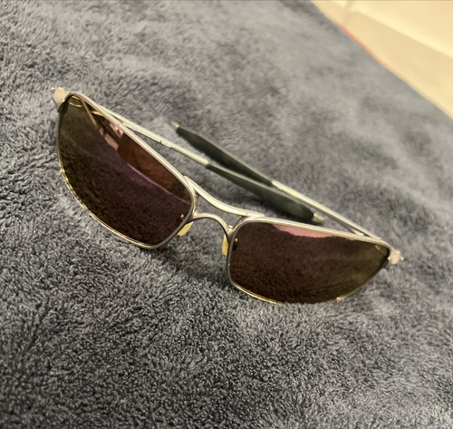 Rare oakley crosshair - rare,