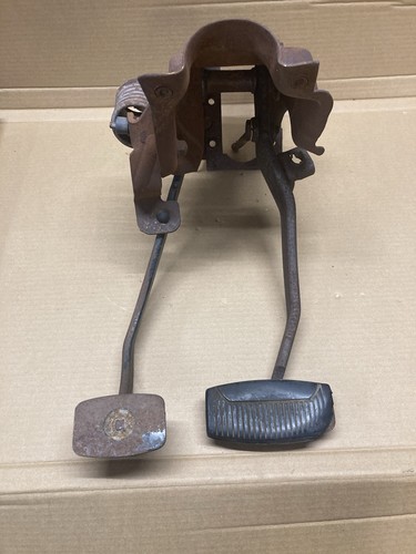 Ford truck clutch - 73-79,