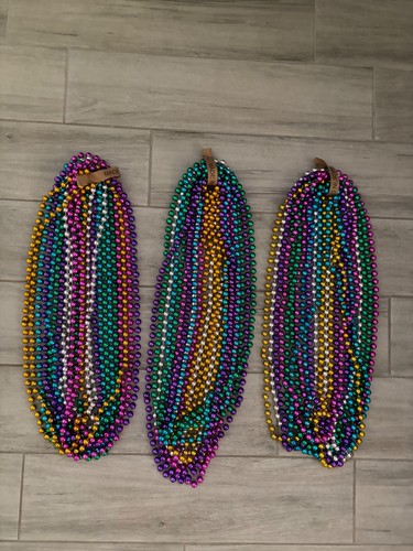 Mardi gras beads set - in,