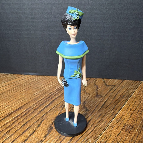 Danbury mint classic barbie - mint,