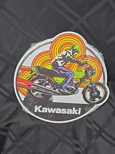 Kawasaki 400 embossed - embossed, 12"