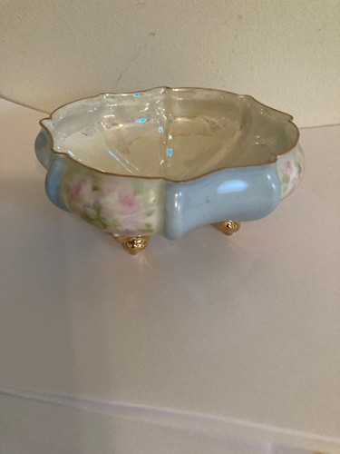 Vintage round floral - round,
