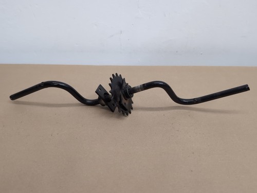 Ertl pedal tractor - tractor, crank