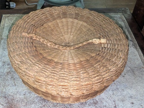 Vintage antique sewing basket - sewing,