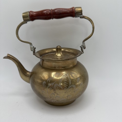 Vintage small brass tea pot - small,
