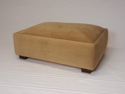 Large tufted suede - tufted,
