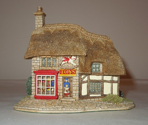 Lilliput lane the toy shop - lilliput,