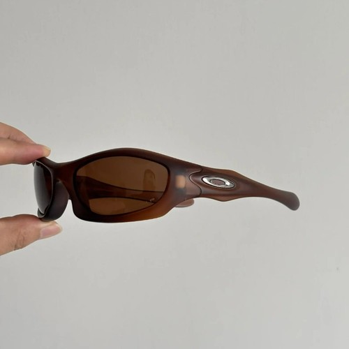 Retro oakley 00s monster - 00s, dog