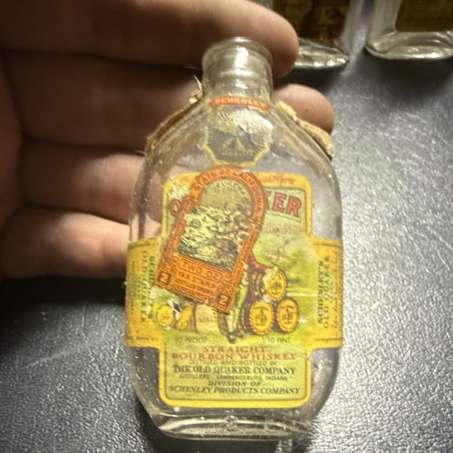 Old quaker straight bourbon - quaker,