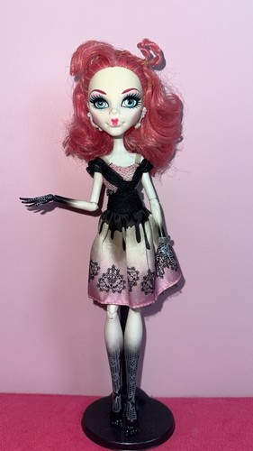 Monster high cupid doll - high,