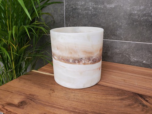 Neutral white onyx stone waste - neutral,