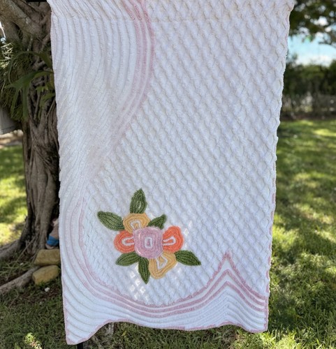 Vtg chenille baby crib blanket - vtg,