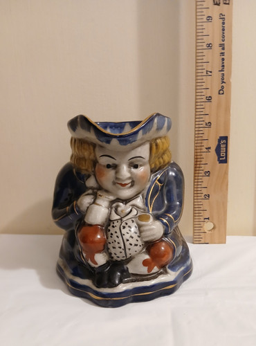 Antique staffordshire toby jug - toby,
