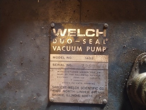 Welch vacuum pump 1402 - welch,
