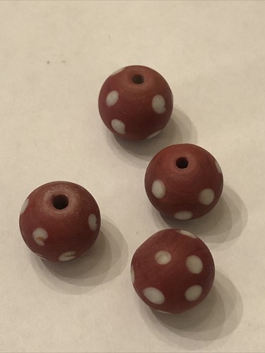 Lot four beads antique - four,