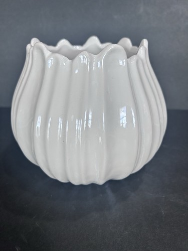 Glossy beautiful white - glossy, ceramic