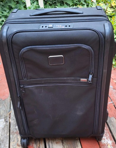 Super nice tumi - tumi, black