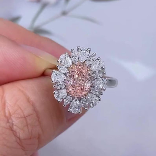 Oval cut fancy vivid pink - oval,