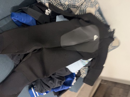 Quicksilver wetsuit size16b - quicksilver,