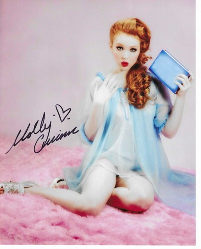 Gorgeous molly quinn signed - gorgeous,
