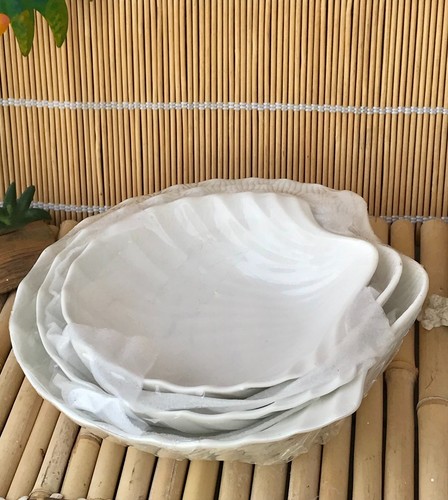 White shell nesting plates - shell,
