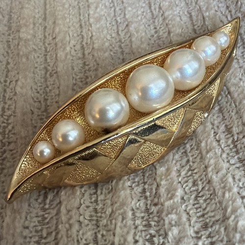 Christian dior peapod brooch - christian, 5