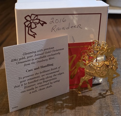 Danbury mint christmas - danbury,