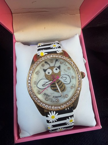 Betsey johnson crazy bee - betsey,