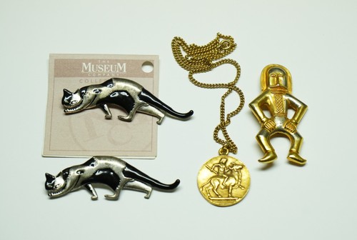 Vintage museum jewelry - lot, 2