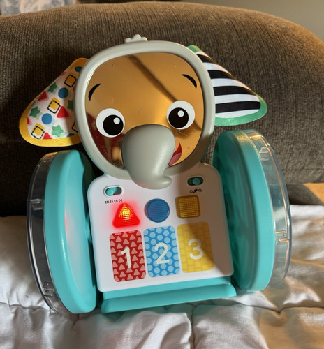 Baby einstein chase and tap - chase,