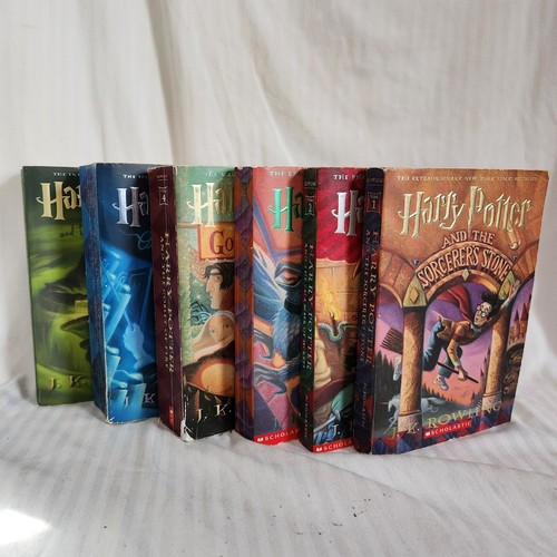 Harry potter books - 1-6, +