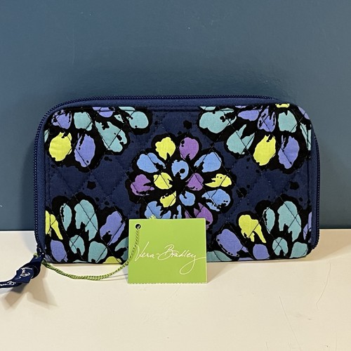 Nwt vera bradley zip - bradley, zip-around