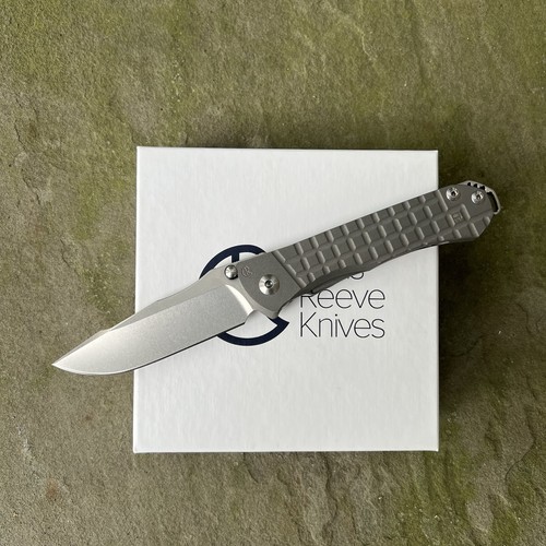 Chris reeve knives - knives, monkey