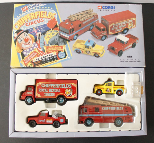 Corgi chipperfields land rover - corgi,