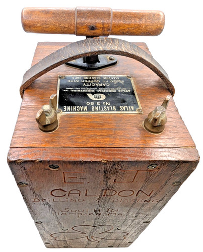 Antique atlas dynamite - atlas,