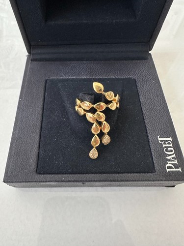 Piaget yellow gold magic - yellow,
