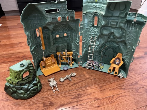 Vintage man motu - he-man, castle