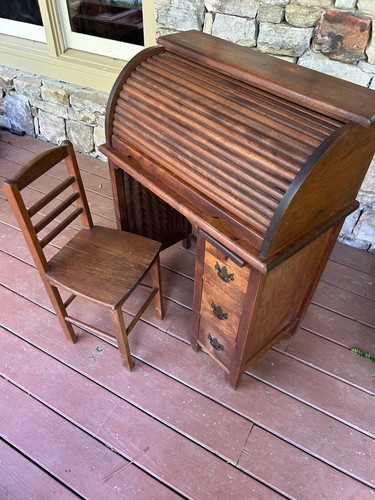 Roll top child desk - top, child's